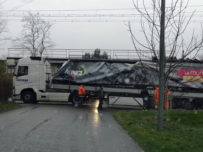 CAMION PONT _ CROTTET4.jpg