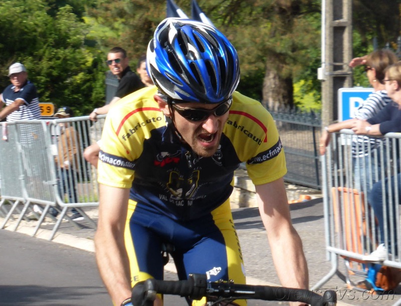 ETOILE CYCLISTE FLACE MAI3.jpg