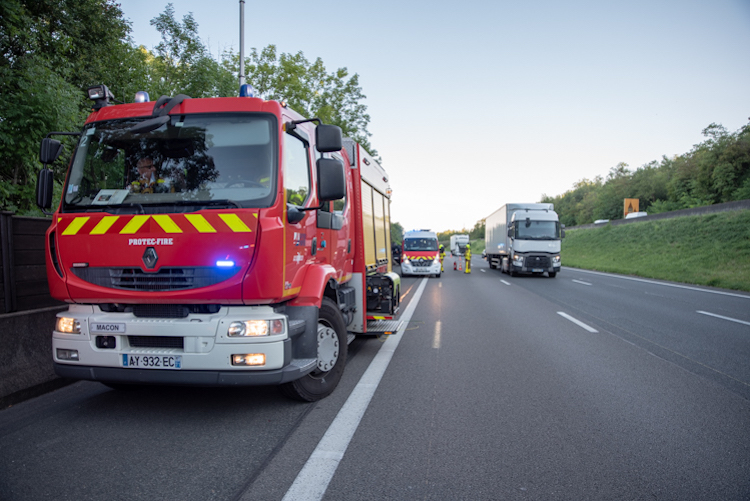 FAITS DIVERS accident A6 sance 2.jpg
