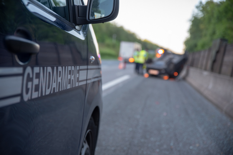 FAITS DIVERS accident A6 sance 5.jpg